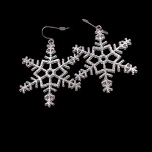 Snow flake earrings new